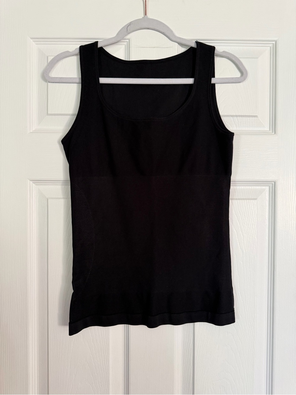Women's shape wear Black Tank Top - Classic Sleeveless Layering Tee